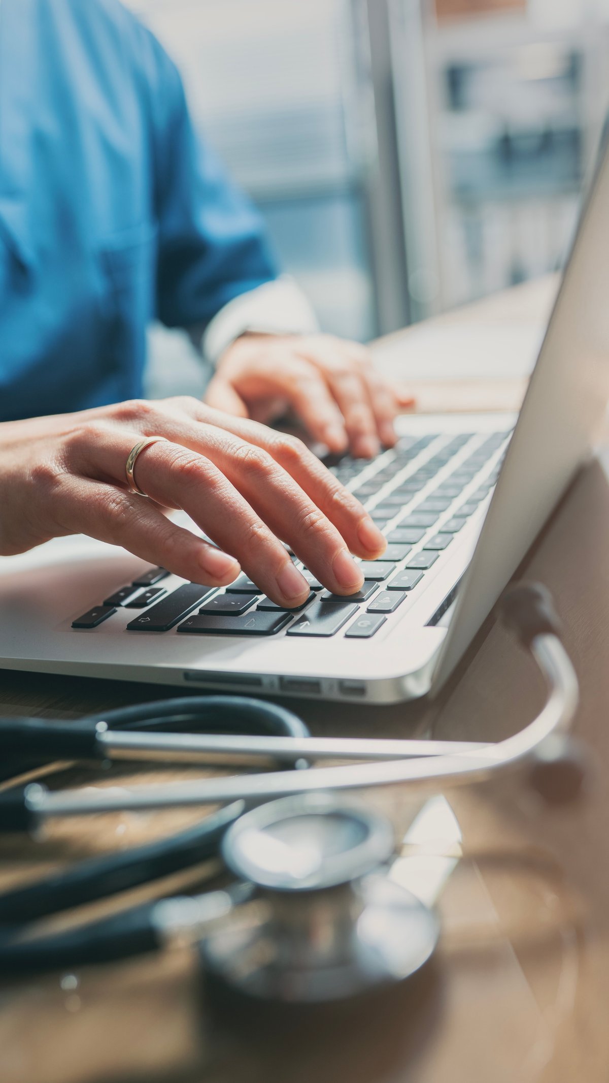 Computer usage and medical documentation in healthcare